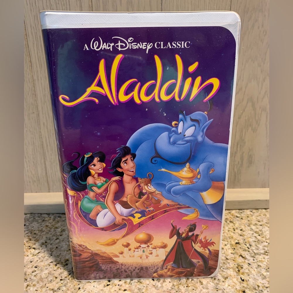 Walt Disney’s Vintage Rare Aladdin (VHS 1993) Black Diamond Classic.
